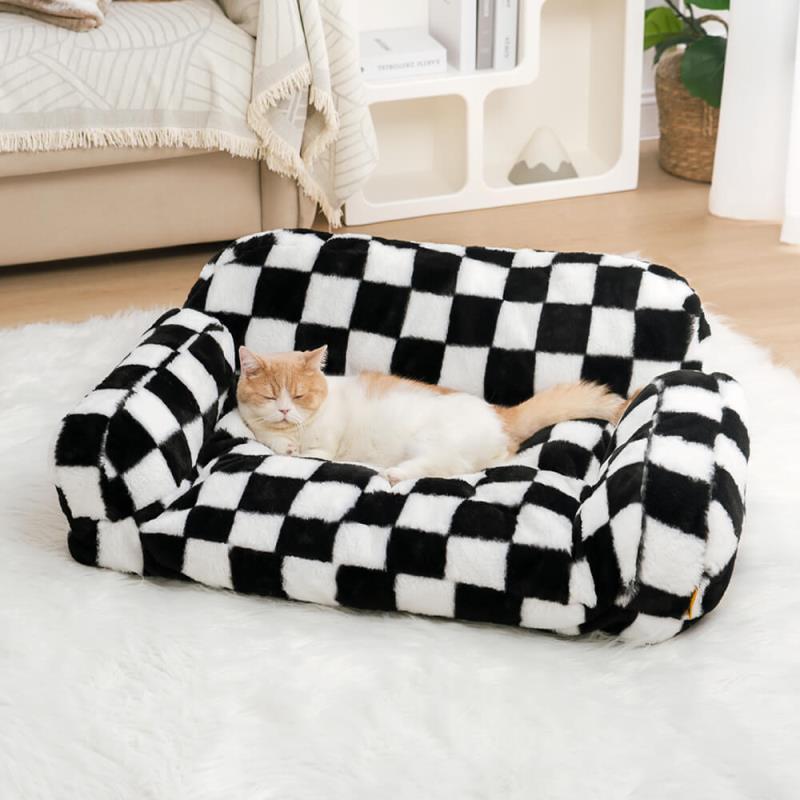 Plush Pet Bed – Removable & Washable